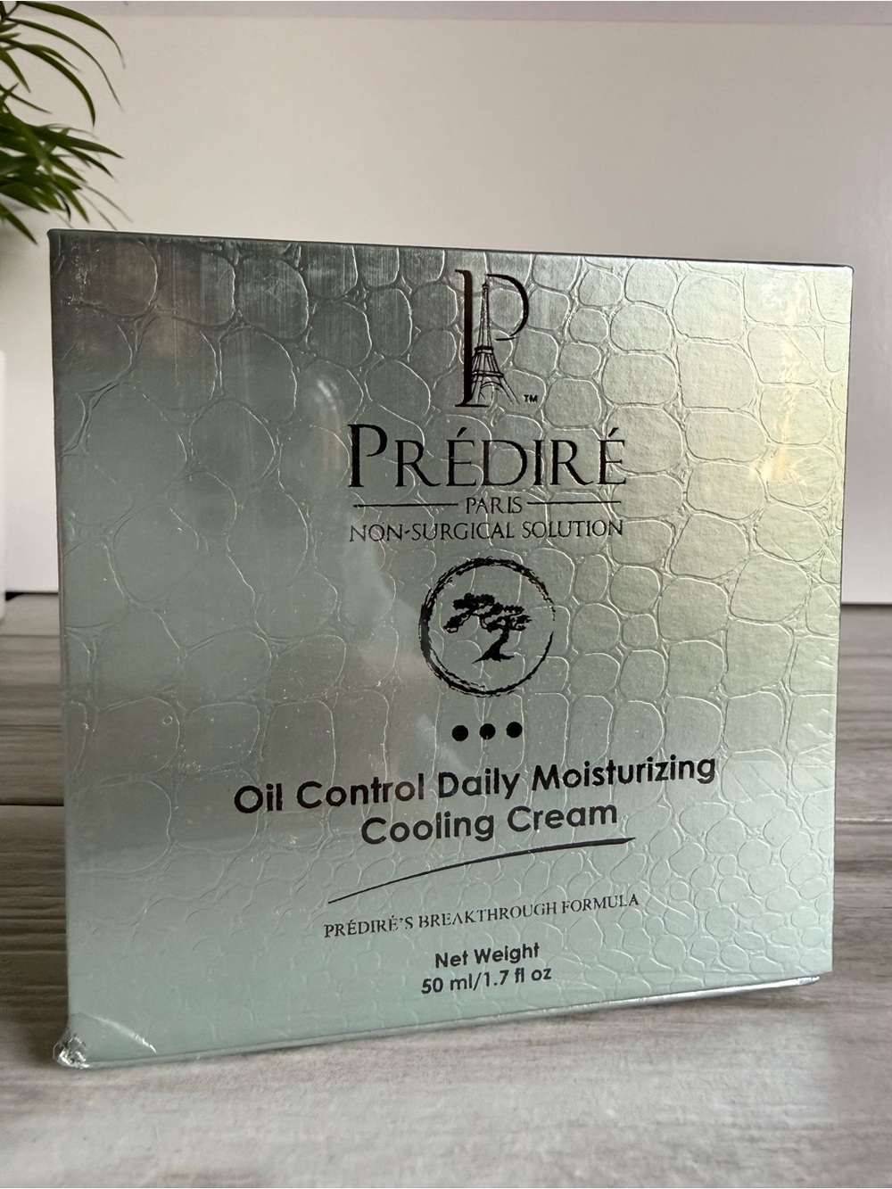 Prédiré Paris Oil Control Daily Moisturizing Cooling Cream BNIB